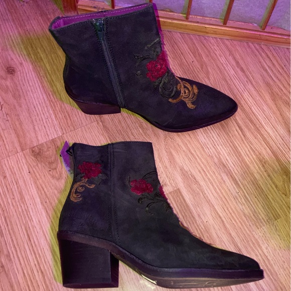 NWT Mala Vita by MTNG Serraje Verde Leather Embroidered Boots sz 39 8.5 - Picture 2 of 8